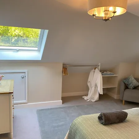 Semesterbostad Luxury Retreat With Hot Tub & Wood Burner - Mylor Falmouth